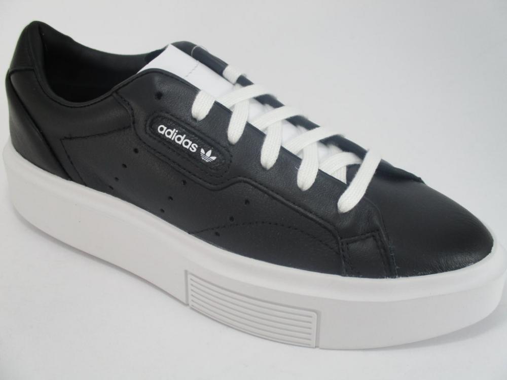 Adidas Originals scarpa sneakers con zeppa da donna Sleek Super W EE4519 nero