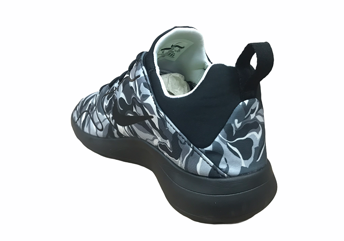 Nike scarpa walking da uomo Kaishi 2.0 Print 844837 001 grigio nero