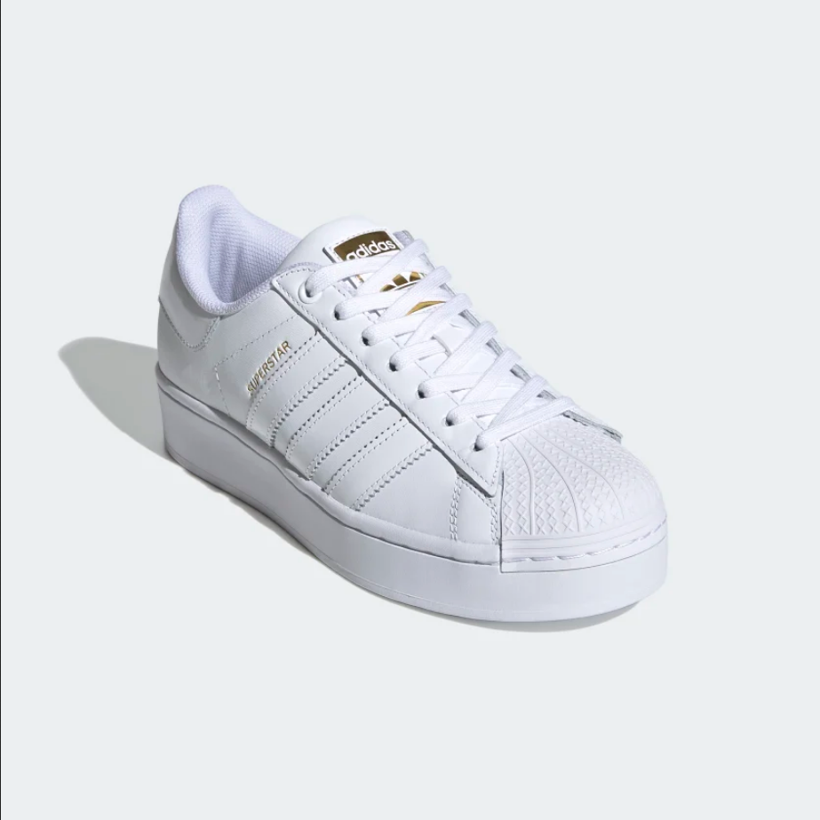 Adidas Originals sneakers con zeppa da donna Superstar Bold W FV3334 bianco-oro