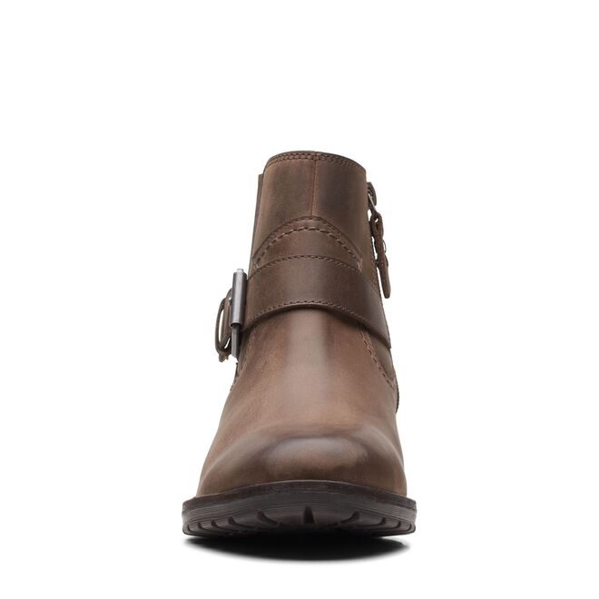 Clarks stivaletto da donna con elastico e fibbia e zip laterale Clarkwellstrap 26167473 4 taupe nubuck 4