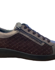 Stonefly sneakers da donna con trapunta e testa di spillo Paseo IV Laminated 218400 077 iron gray