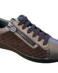 Stonefly sneakers da donna con trapunta e testa di spillo Paseo IV Laminated 218400 077 iron gray