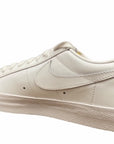 Nike scarpa sneakers da donna Blazer Low '77 DC4769 101 bianco