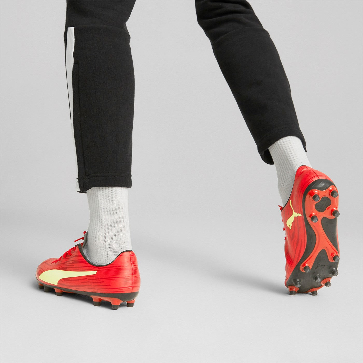 Puma scarpa da calcio da uomo Rapido III FG-AG 106572 07 red-fresh yellow-chili pepper tacco