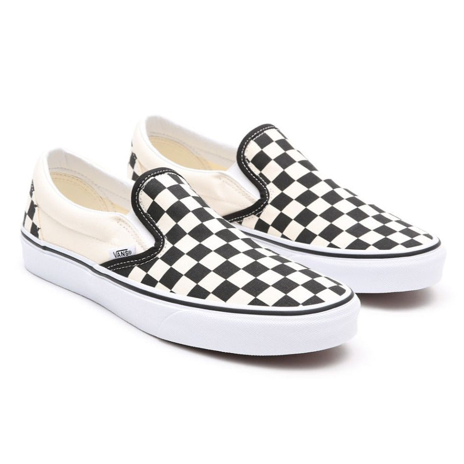 Vans Classic Slip-On Checkerboard VN000EYEBWW1 bianche e nere a scacchi, modello unisex senza lacci, frontale